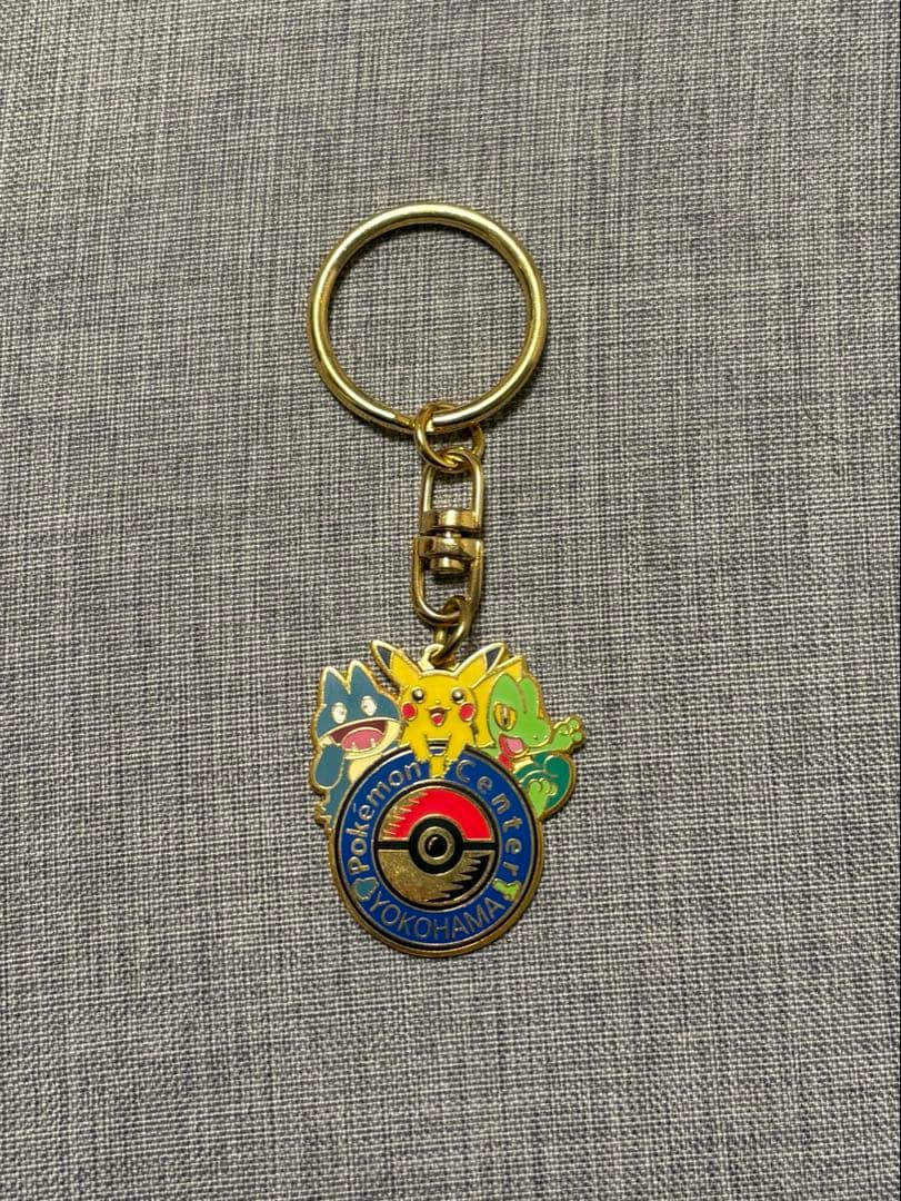 希少✨️ ポケモンセンター 横浜限定 ロゴキーホルダー 2003年
