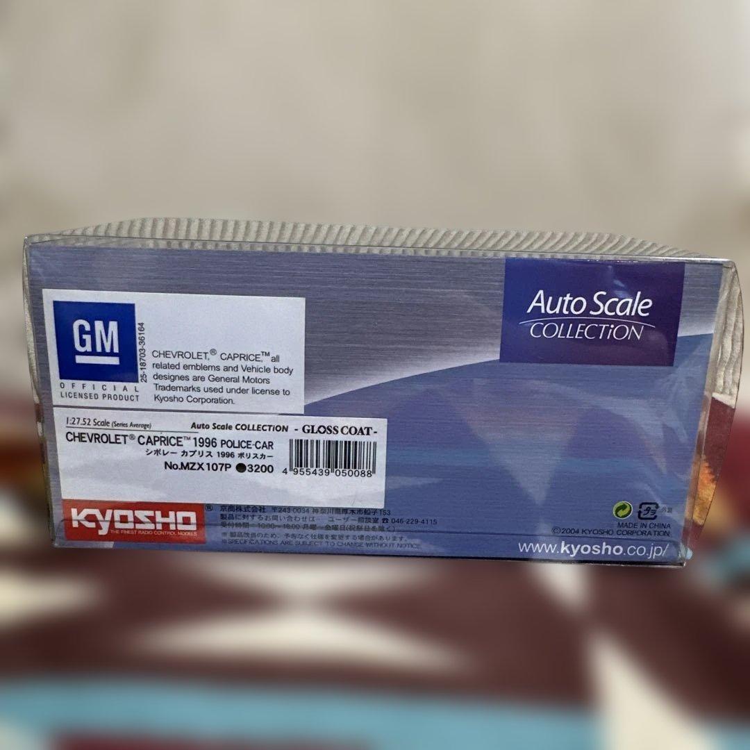 京商ミニッツ　1996シボレー　カプリス　ラジコン　KYOSHO パトカー