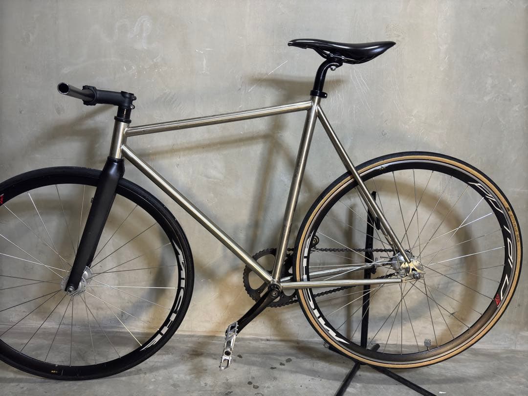 ミサトさん Cartel Bikes 『Avenue low 』　サイズL