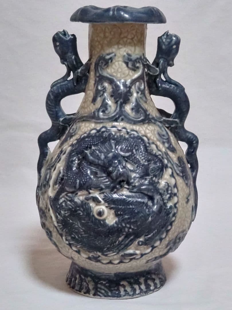 中国美術　骨董　青龍　花瓶　置き物