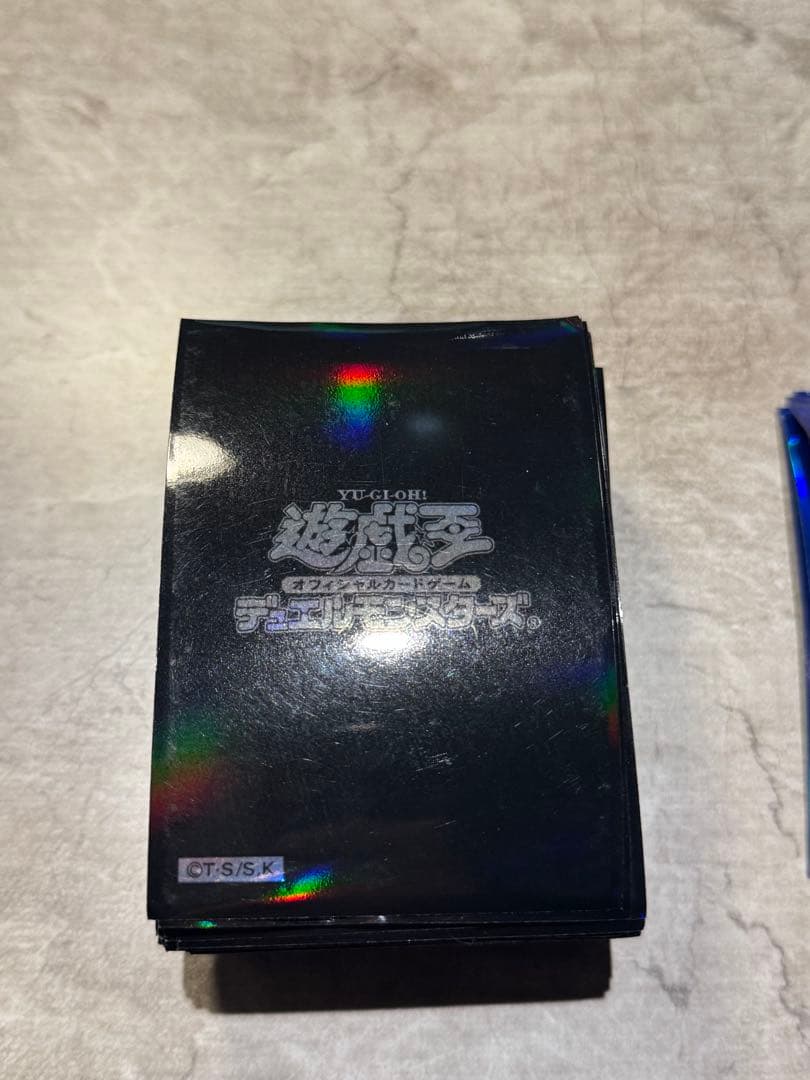 遊戯王OCG スリーブセット 黒116枚　青6枚