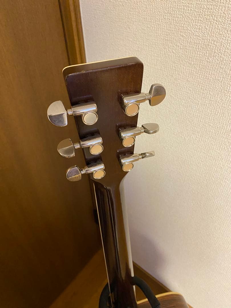 Cat's Eyes CE300アコースティックギター