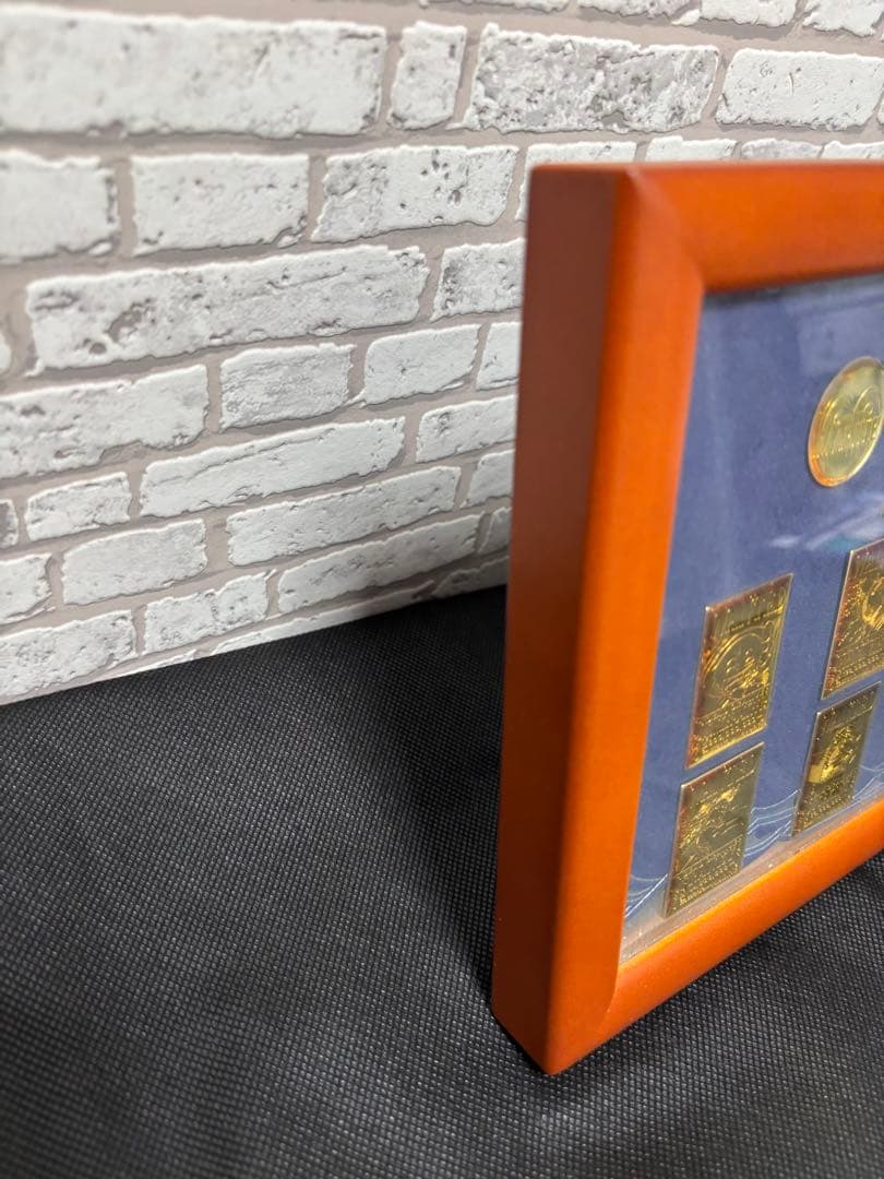 ONE PIECE 10周年1000個限定 シリアルナンバー入りピンズセット