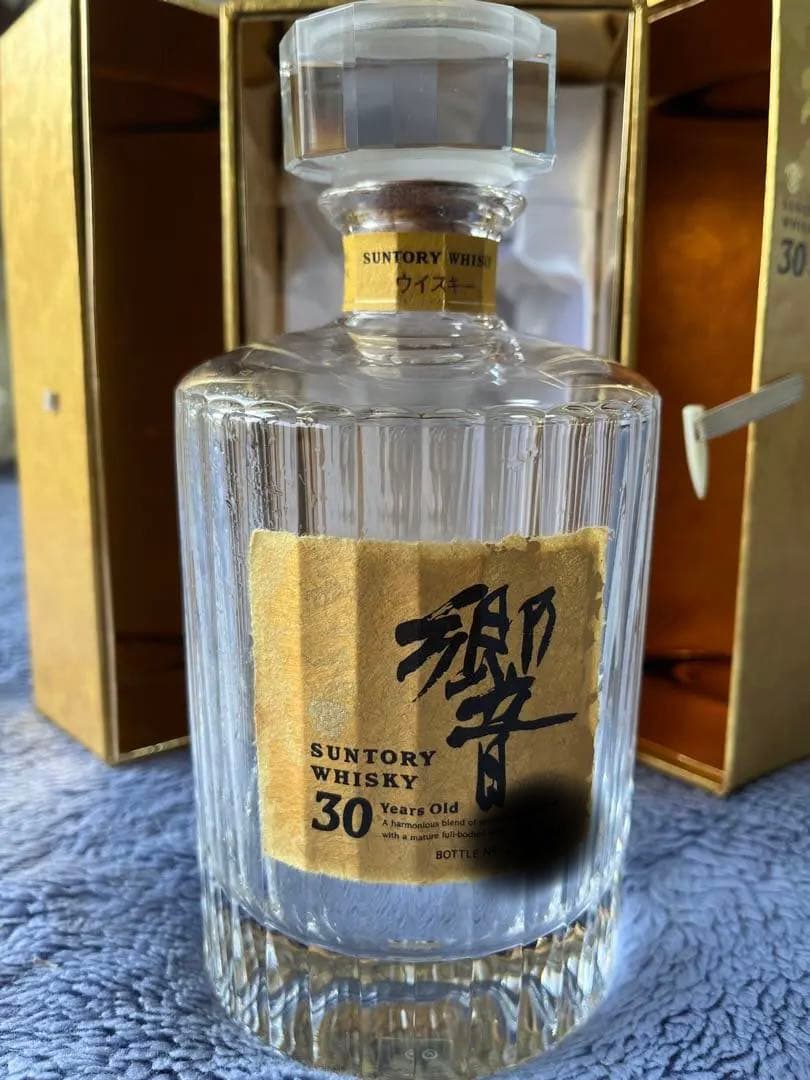 サントリーウイスキー 響30年 観音開空瓶箱付