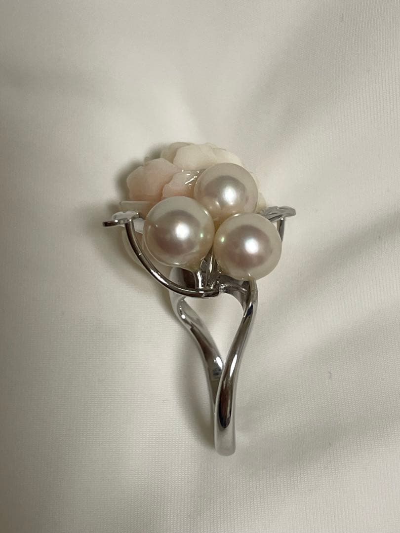 珊瑚とパールのリング