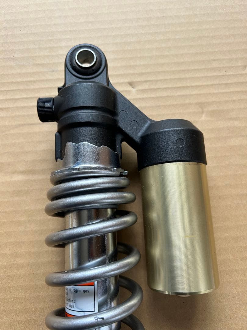 カワサキZRX1200DAEG 純正KYB リアサスペンション