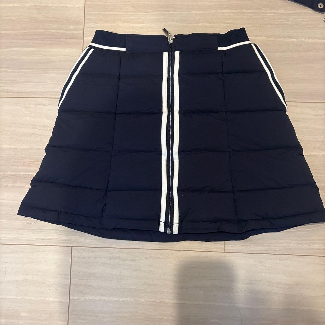 キャロウェイ　ネイビー フード付き ダウンジャケット　スカート