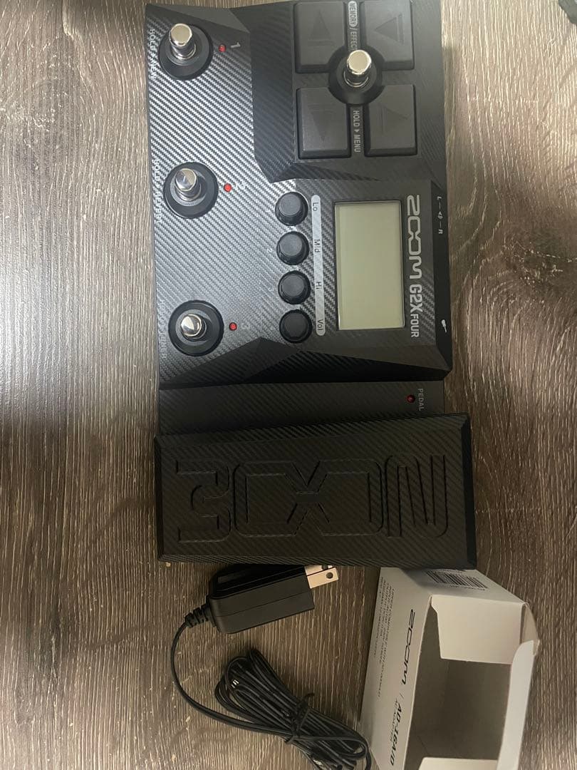Zoom G2X Four ギターエフェクター 本体