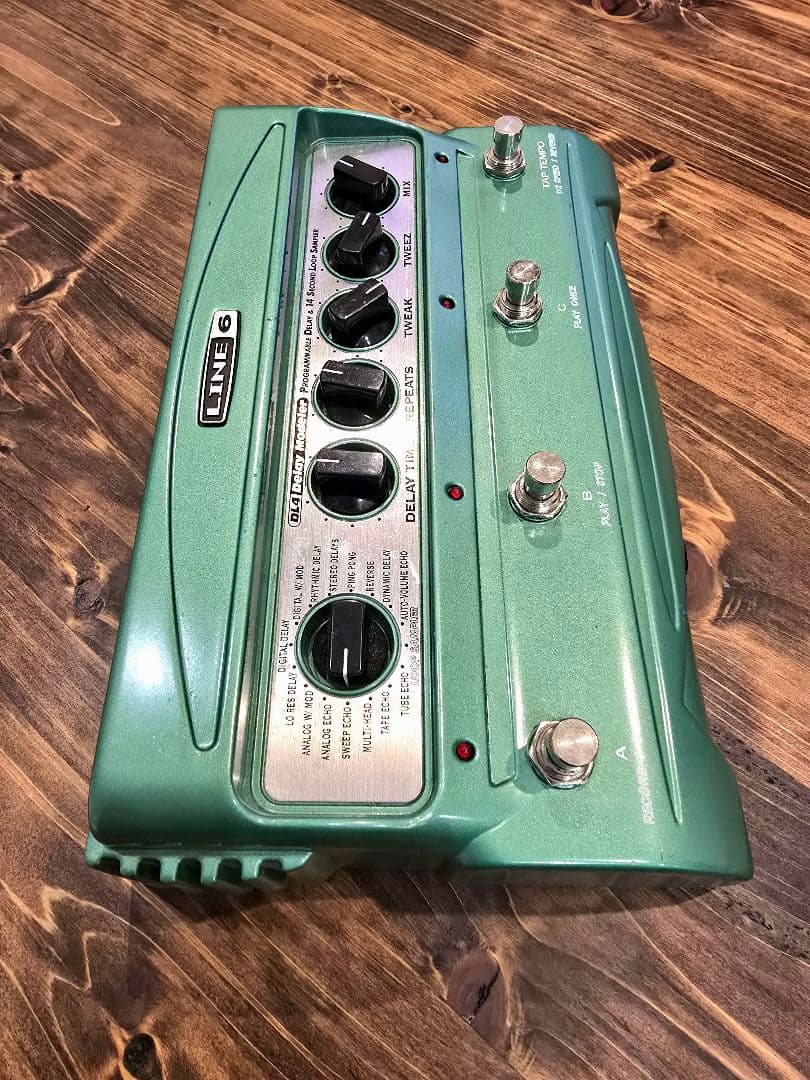 LINE6 DL4 Delay Modeler 廃盤 名機 動作確認済 本体のみ