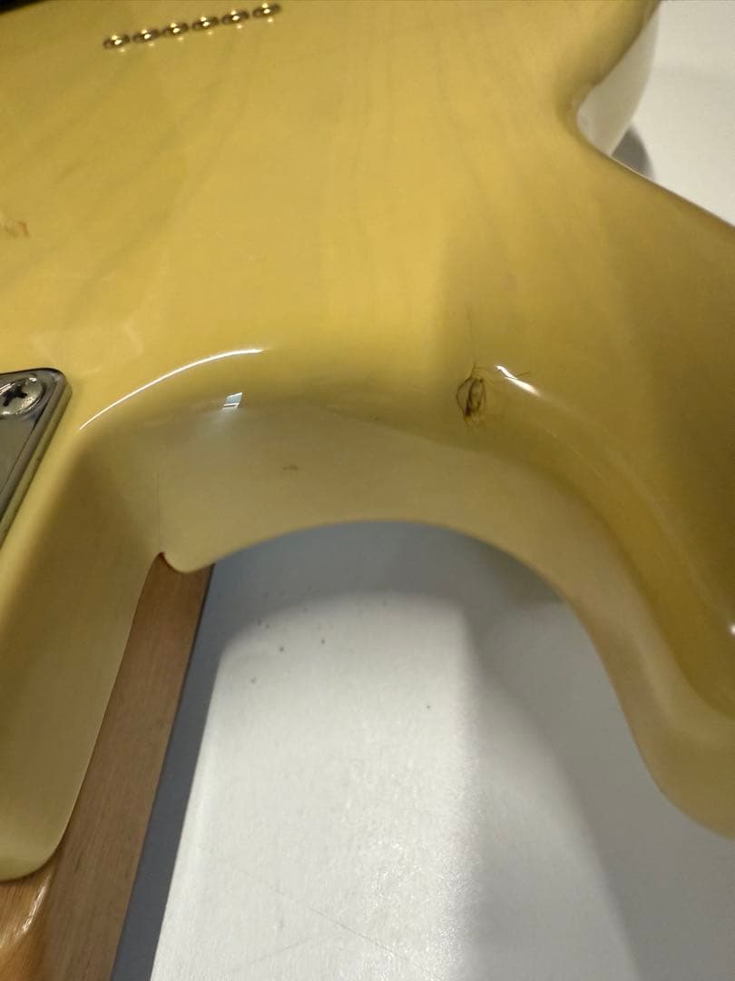 ESP momose 2ピックアップ（ダンカン、suhr)ストラト