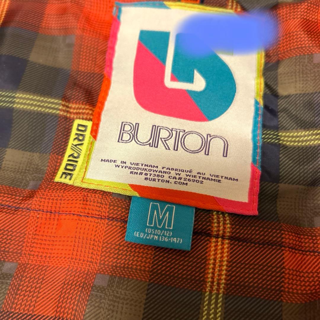 値下げ　バートン　キッズM ファー付きスノーボードウェア 上下セット　140cm