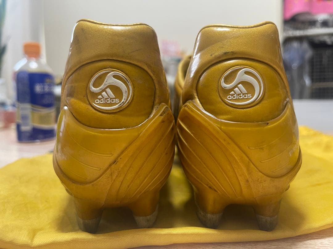 値下セール中【廃盤激レア】adidas プレデターパワースワーブ　金×白