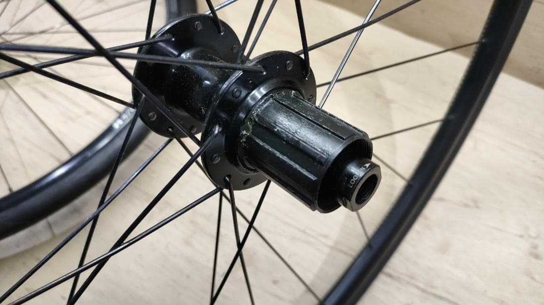 ■DT SWISS R470■ディスクブレーキホイール　前後セット■タイヤ付き■