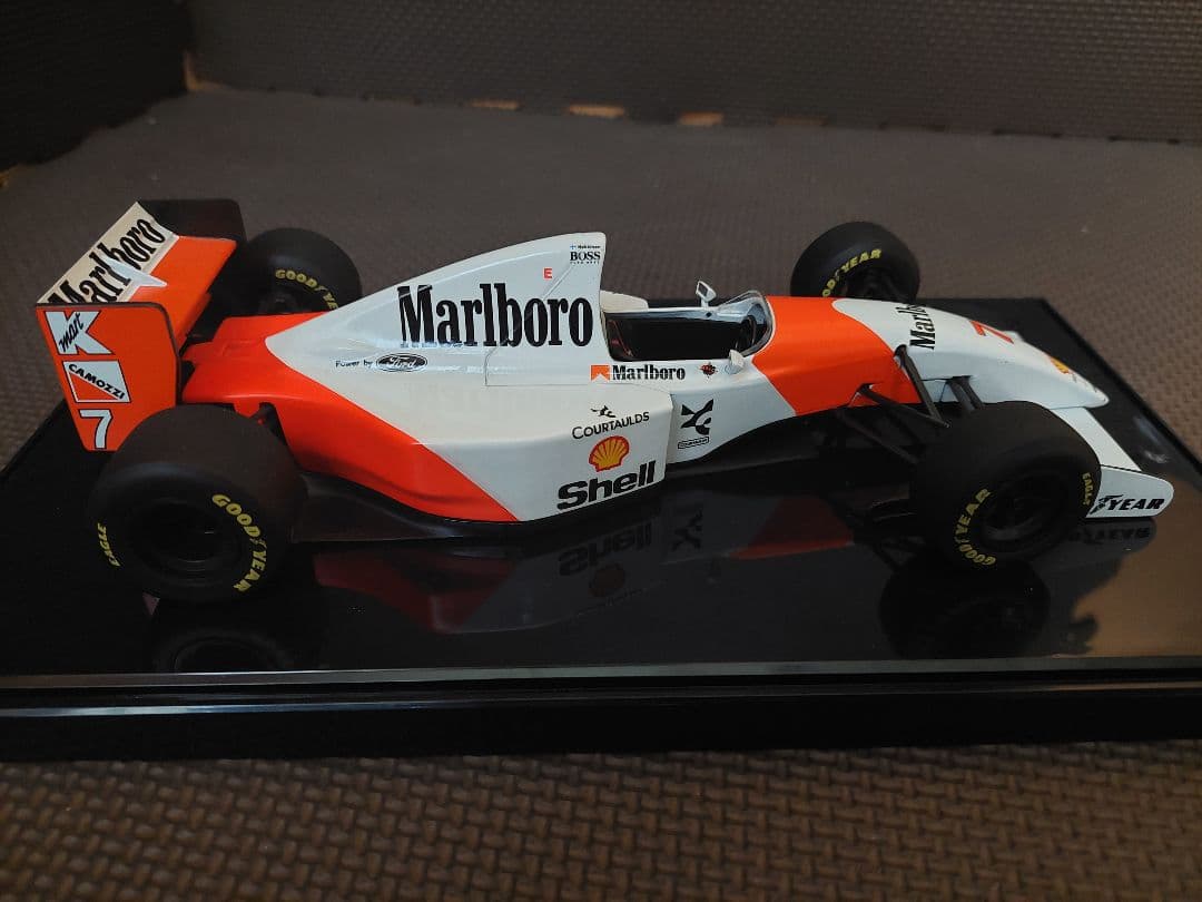 1/18 PMA　マクラーレン　MP4/8　M.ハッキネン　Marlboloロゴ