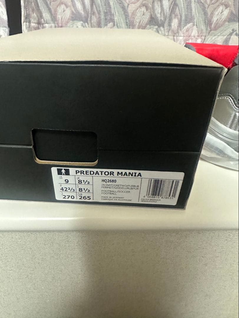 アディダス プレデターマニア復刻盤