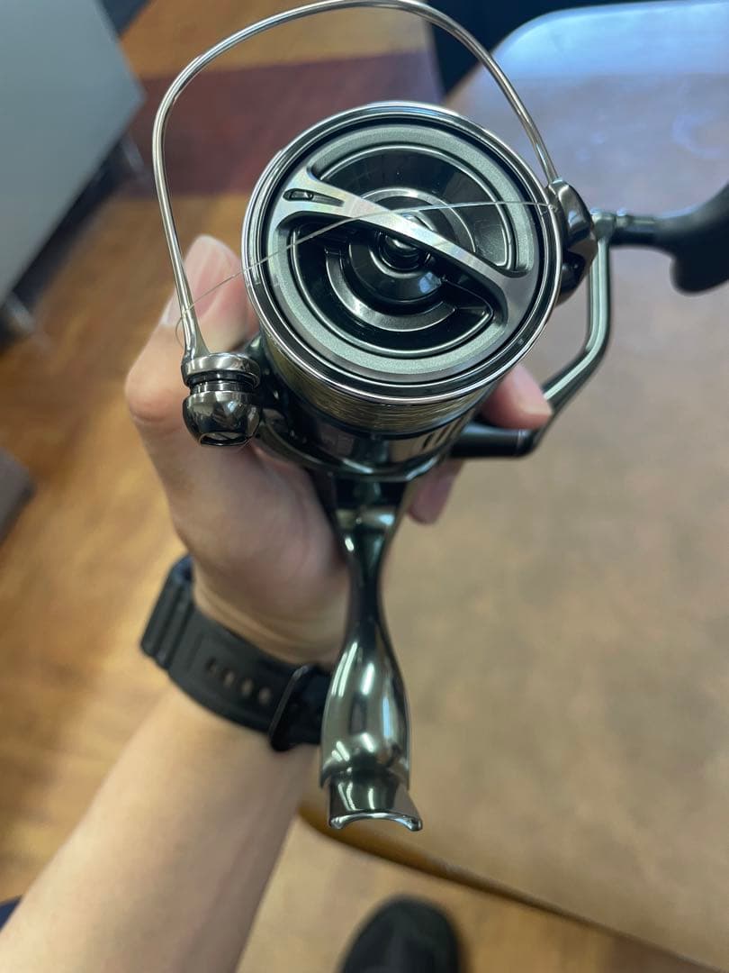 シマノ　22ステラ3000MHG 極美品　リール　サクラマス　シーバス　釣り