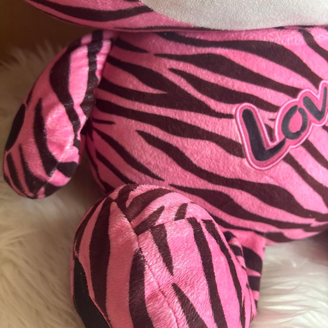 カラフルバニー　ゼブラ柄　キティ 特大　ぬいぐるみ　ヒョウ柄　ギャル　サンリオ