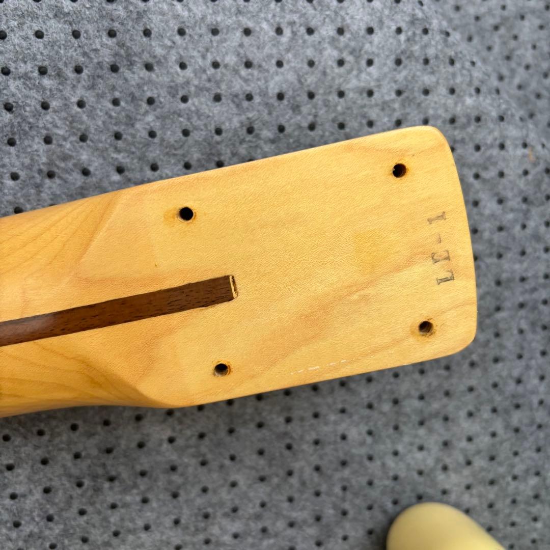 フェルナンデス　SPECIAL EDTION LE-1 日本製　カートコバーン