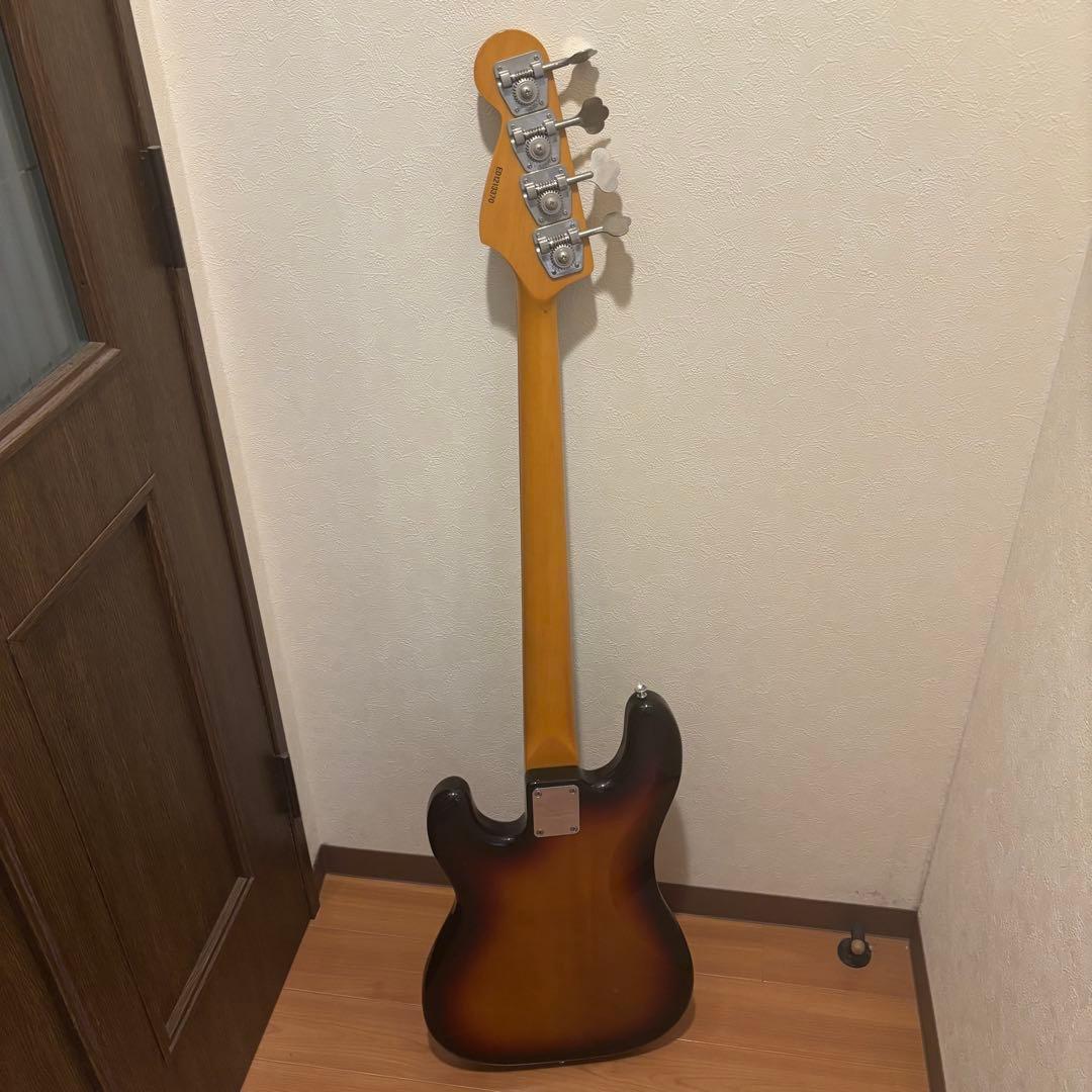 ベース Fender Japan Mod