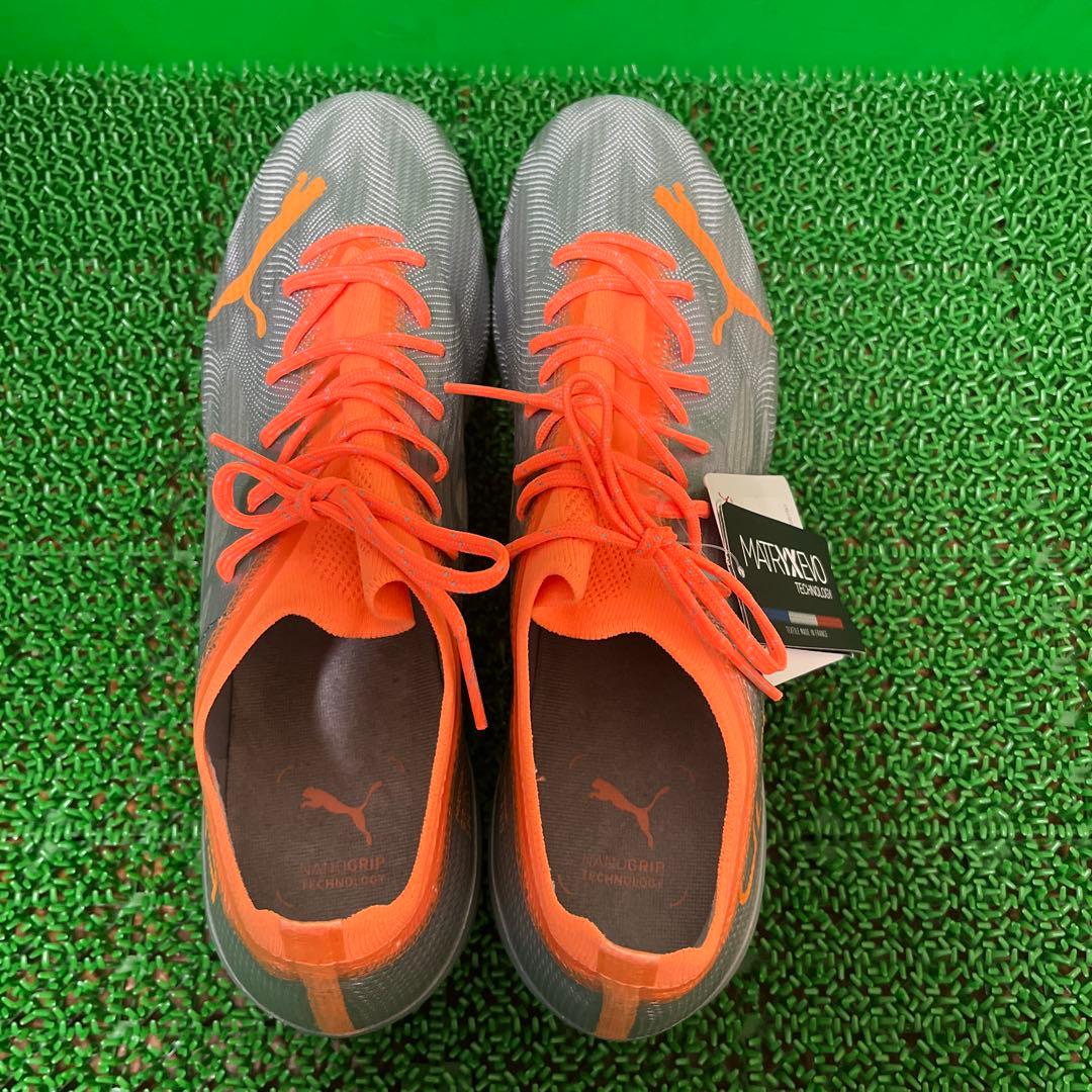 プーマ サッカースパイク ウルトラ 1.4 MXSG(シルバー×オレンジ)