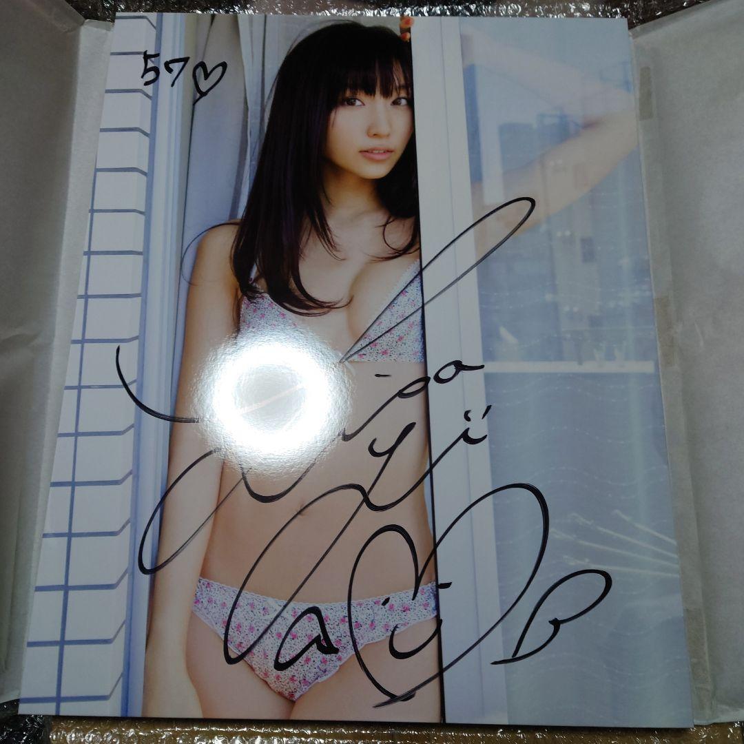 吉木りさ　サイン入り写真パネルA.Bバージョン