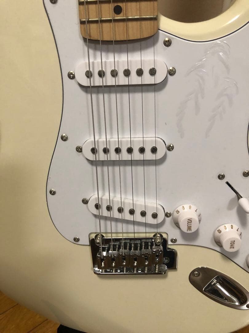 Squier Stratocaster ホワイト系