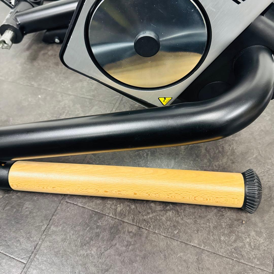 【美品】 ELITE TUO(エリート トゥオ) ホイールオン式トレーナー