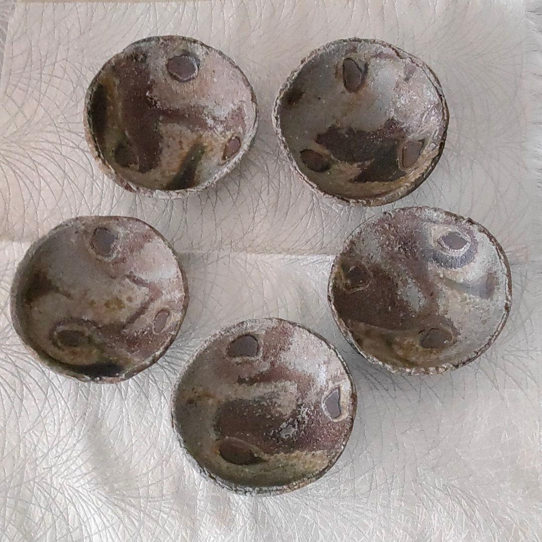 焼締め脚付き小皿　５枚組