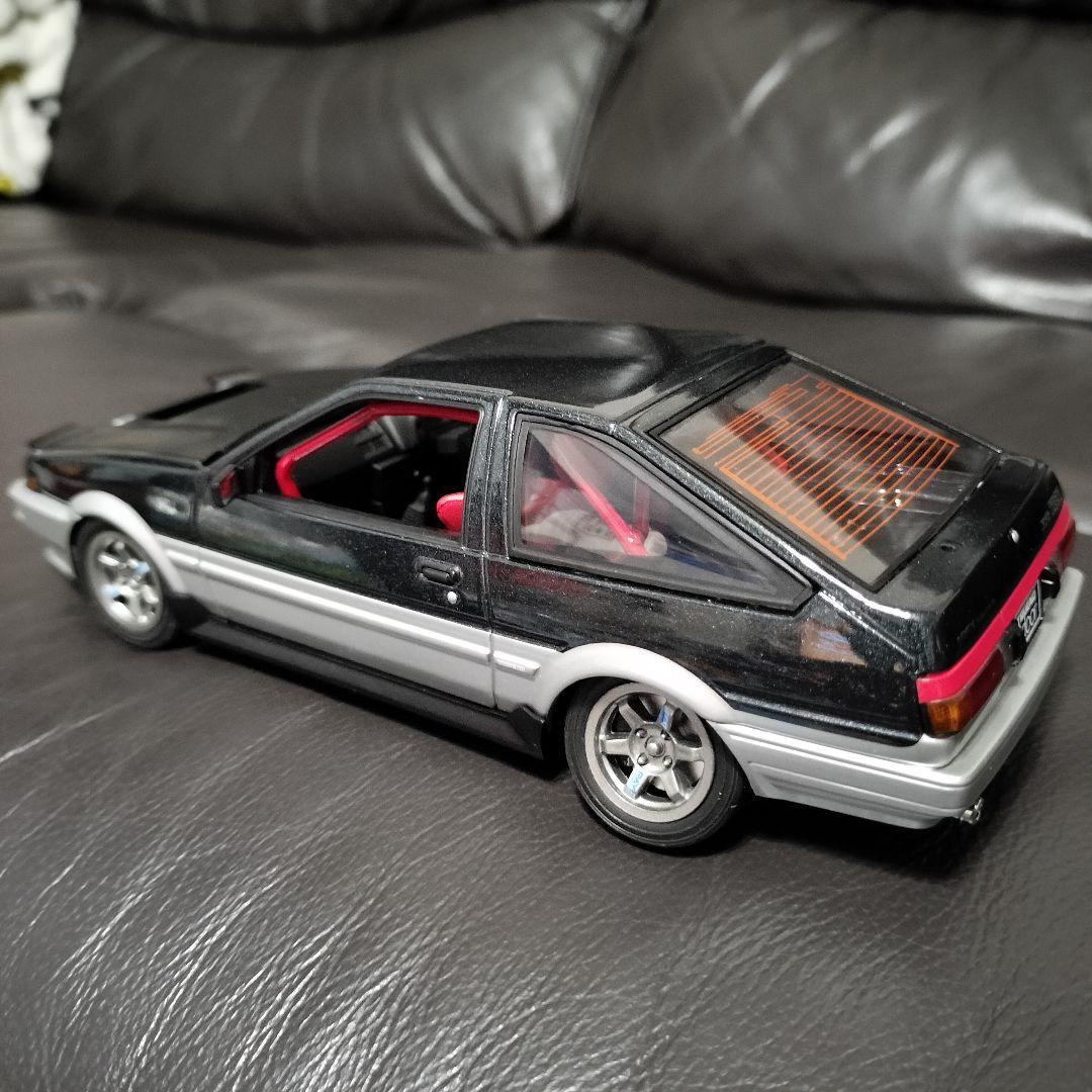 DISM AE86後期型1985年ハチロクautoart風精巧モデル頭文字D