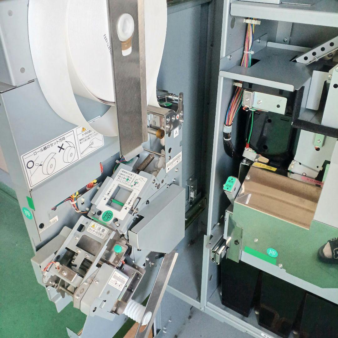 【美品】2022年製　新500円・新紙幣対応済■グローリーVT-B20-H券売機