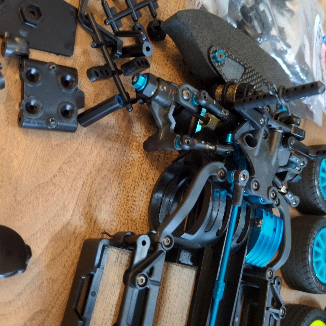 タミヤ M07ほぼR仕様 ヤリス軽量ボディ 60Dタイヤ スプリング各種