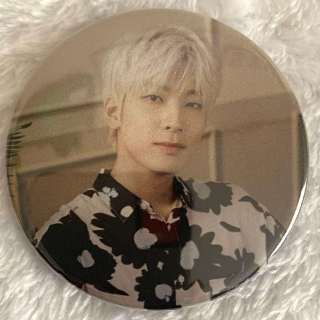 ウォヌ　缶バッジ　缶バッチ　SEVENTEEN セブチ