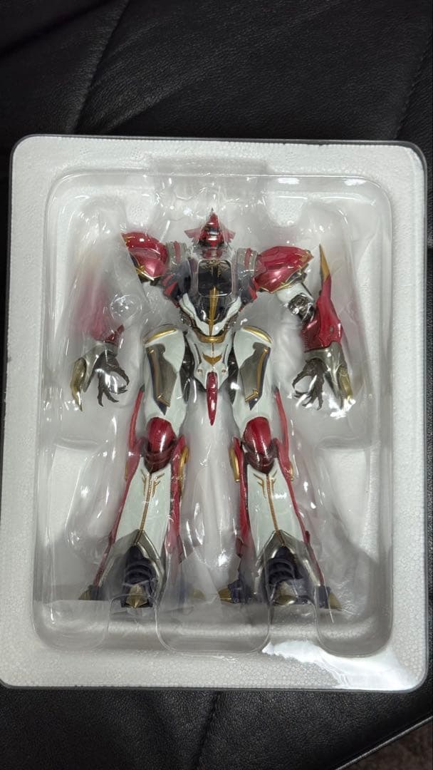 メタルビルド　ヴェルビン　ナの国近衛騎士団長仕様