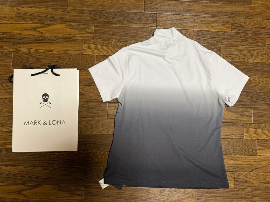 新品の　MARK & LONA 38(M) モックネック半袖　ホワイト