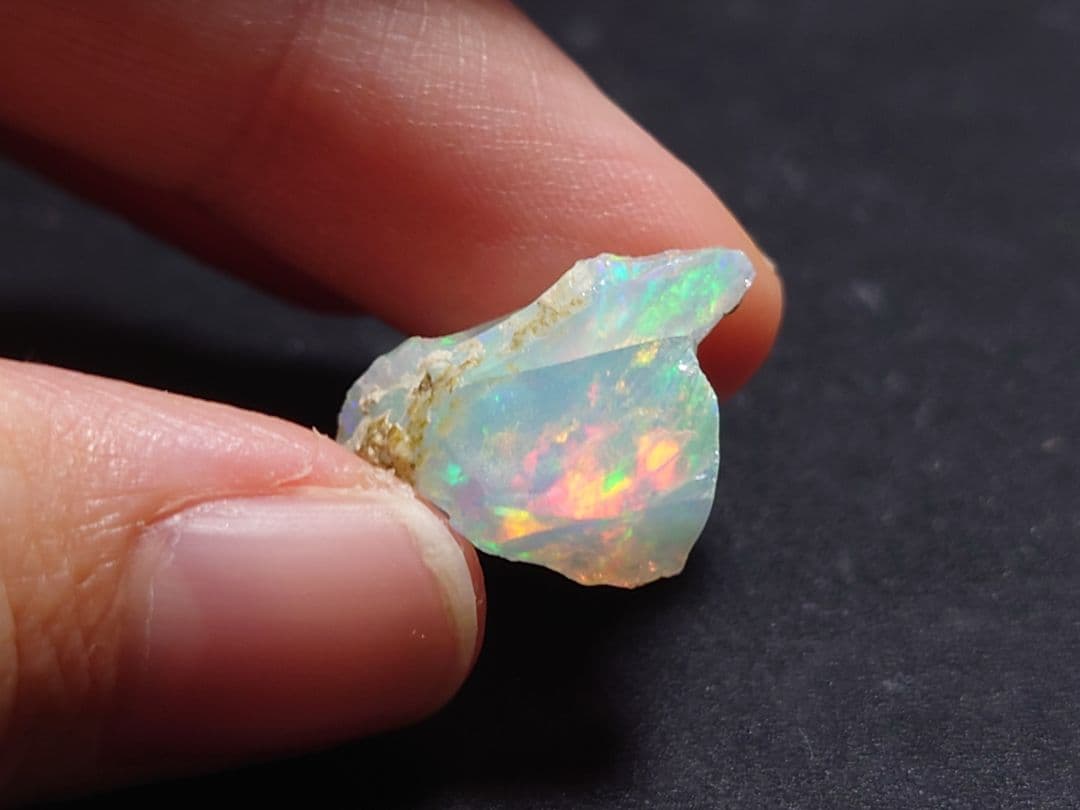 エチオピアウェロ産　オパール　ジュエリーグレード　鉱物標本　原石