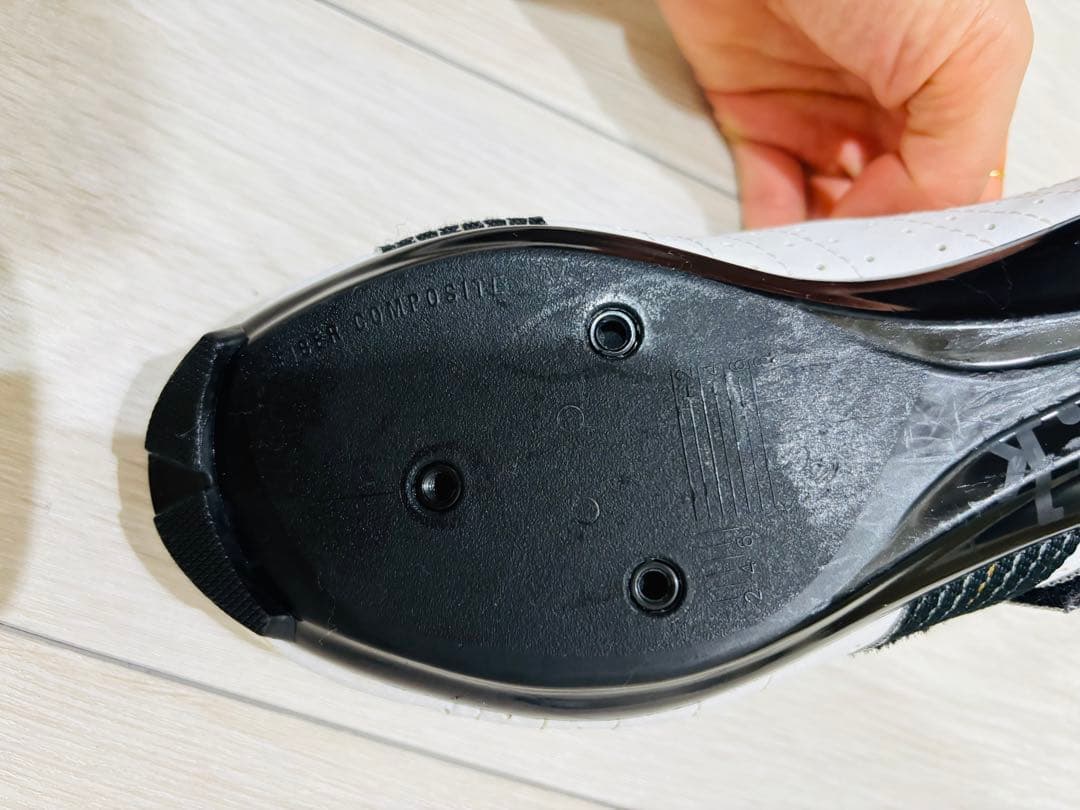 美品　フィジークTEMPO テンポ　パワーストラップ　23.0 36