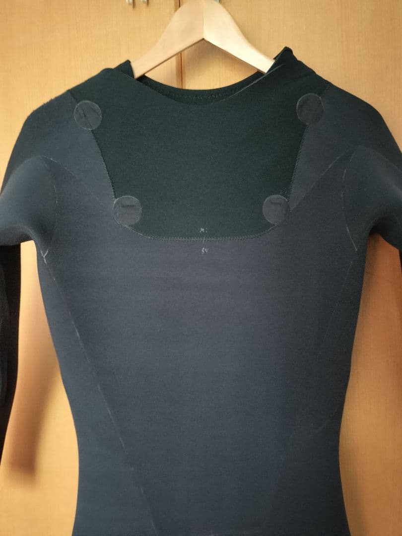 美品　BEWET ウェットスーツ