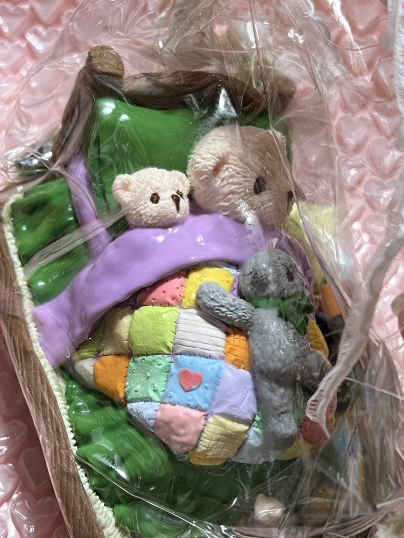 海外スクイーズ　くまちゃん　ベッド