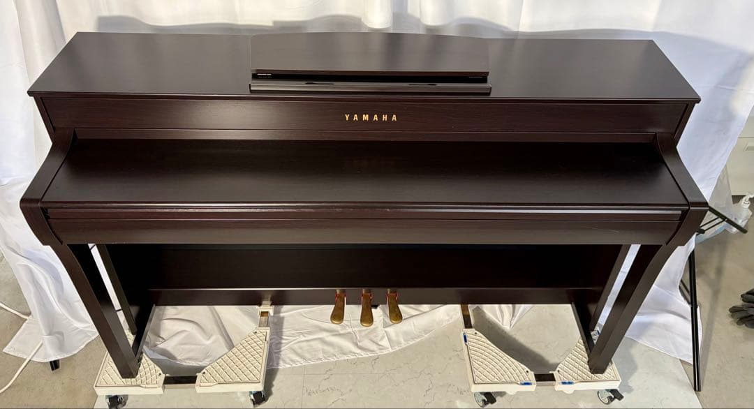 ④【送料込み】YAMAHA 電子ピアノ　CLP-735