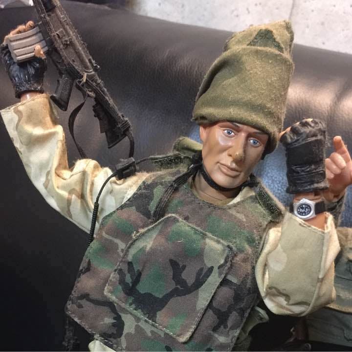 軍モノマニア必見‼️ 超リアルでクールな30cm級アーミーフィギュア×２体セット