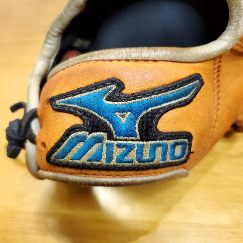 ミズノ 高橋由伸モデル Y字ウェブ 限定カラー 児童用 外野用 軟式グローブ