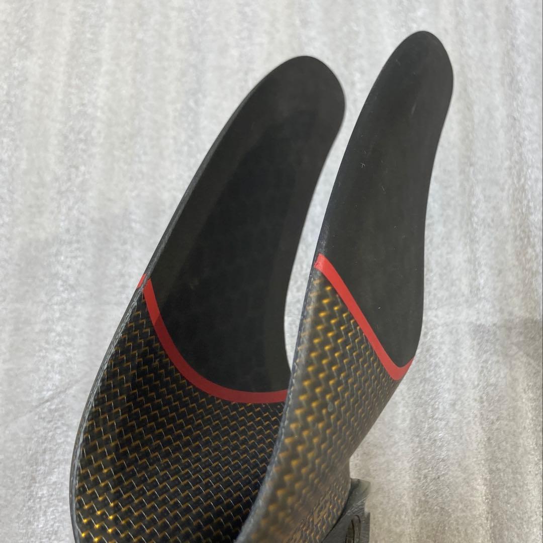 超軽量 AU FINS LFC トライフィンセット 新品未使用　訳あり！