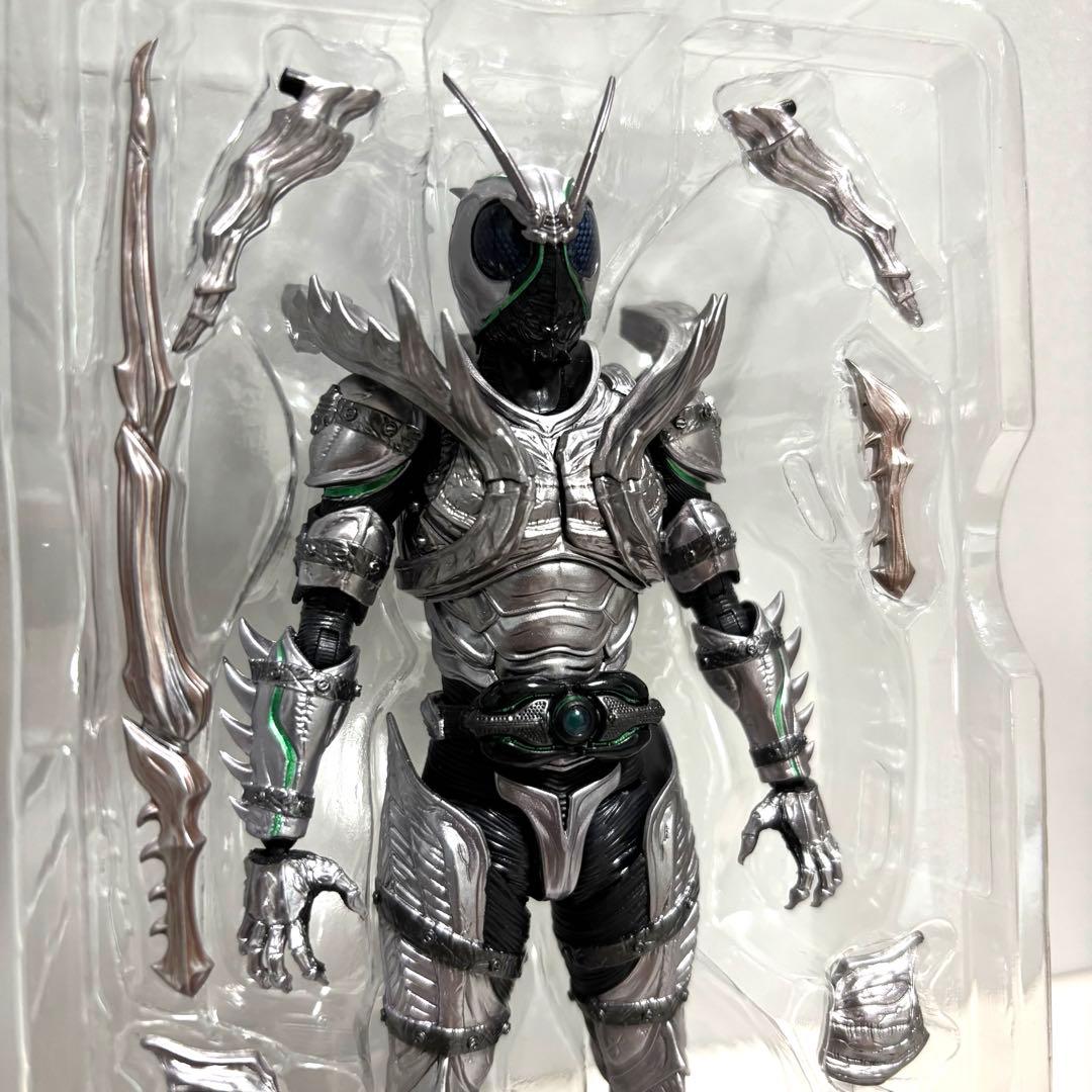 S.H.Figuarts 仮面ライダーブラックサン＆シャドームーン　セット