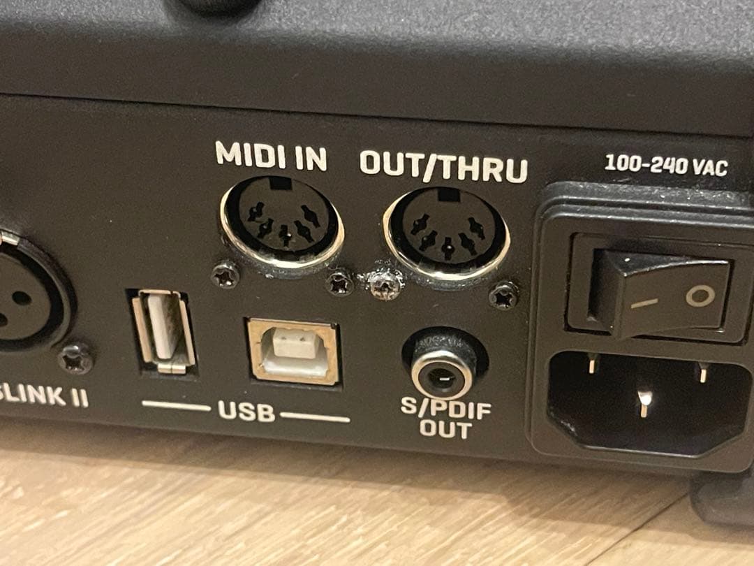 美品FM3 fractal audio systems 追加データ入り