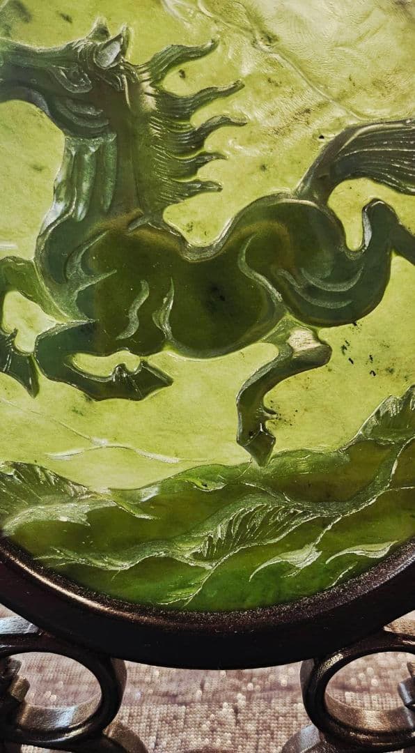 緑玉色　飾り　馬　置物