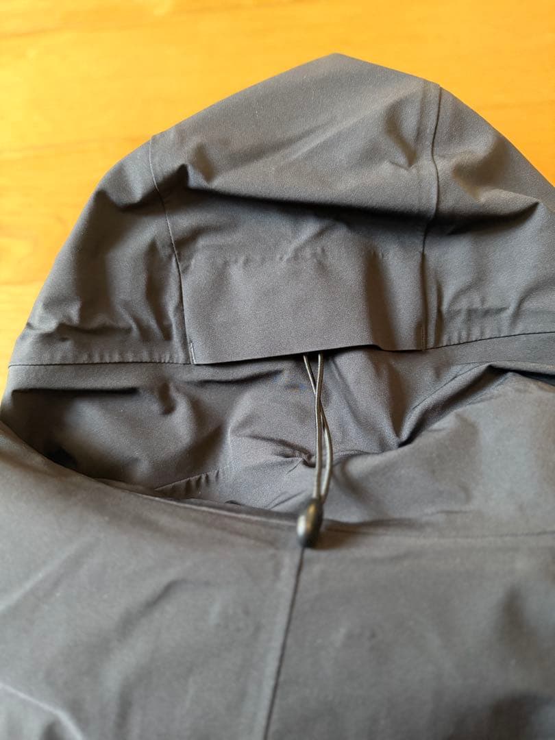 Burton Pertex 黒 デイビーコンジャケット