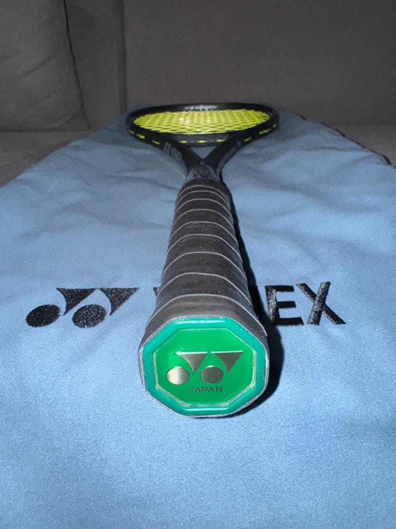 ヨネックス　VOLTRAGE 8S 軟式テニスラケット