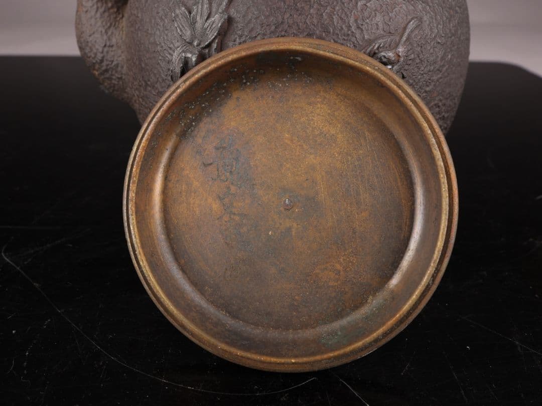 A460 【金寿堂 雨宮宗造】 菊紋 鉄瓶 水漏れ無し ｝＊