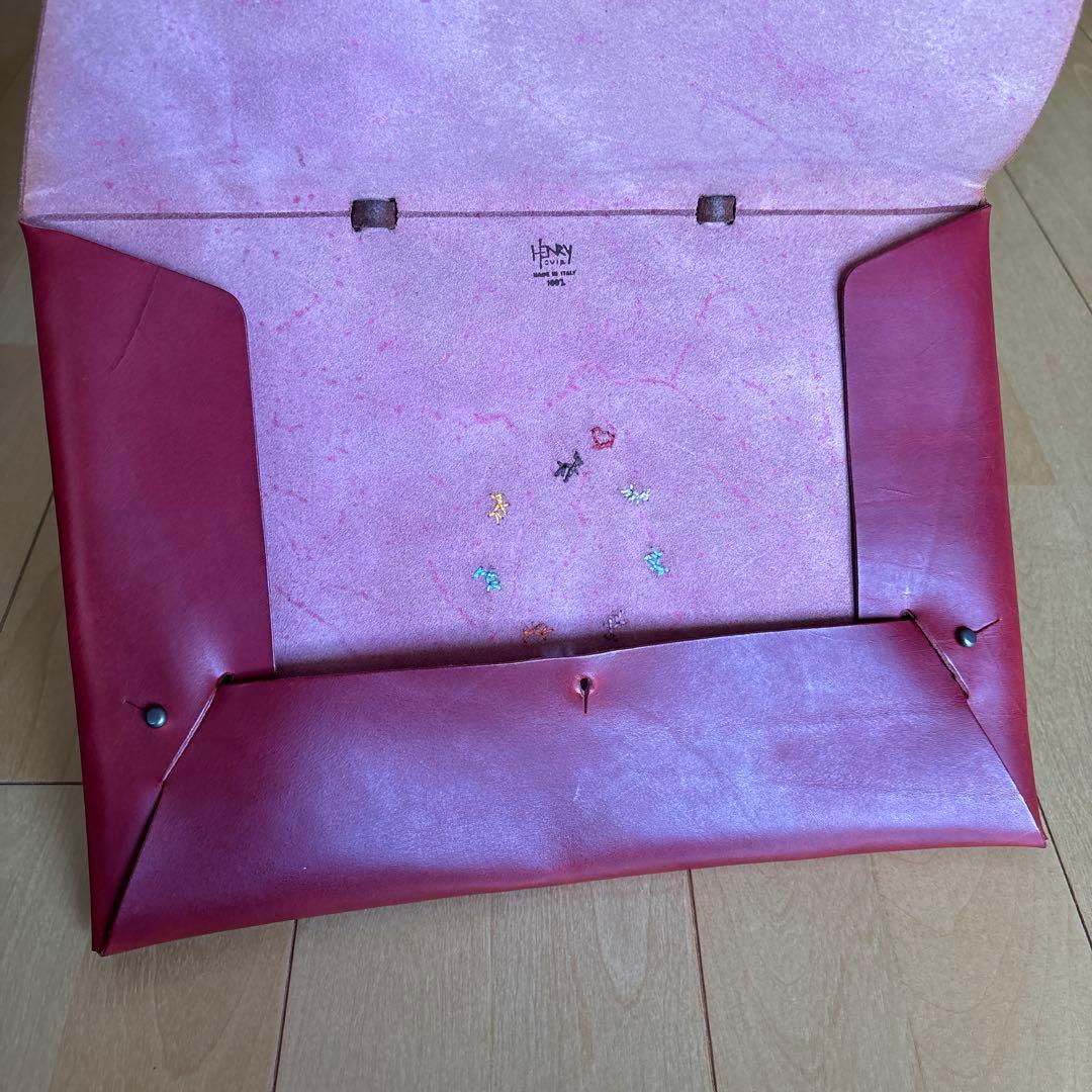 アンリクイール　書類入れ