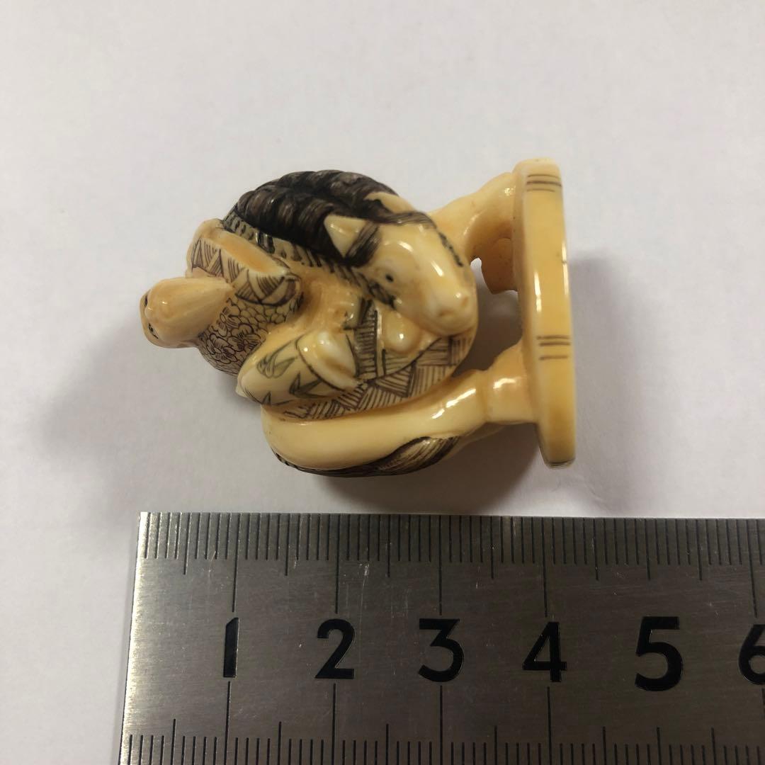 天然素材　アンティーク　根付　置物